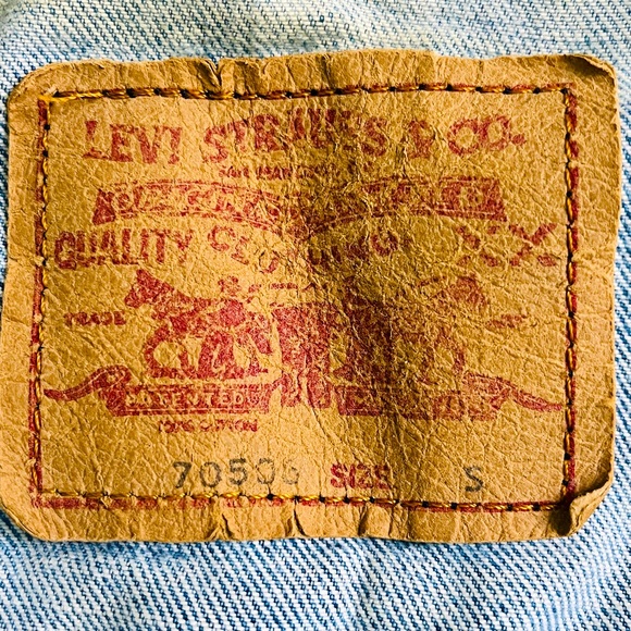 Vintage Levi’s denim jacket - Picture 5 of 5